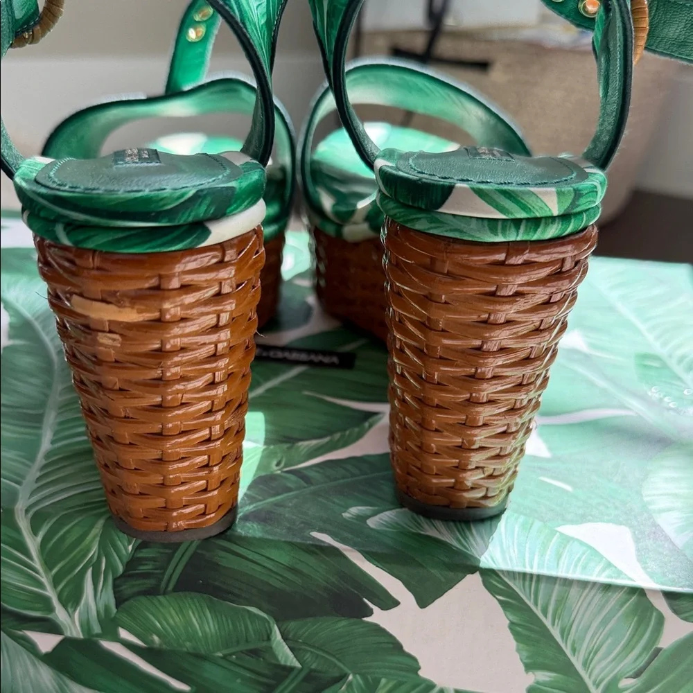 Dolce & Gabbana Green Platform Sandals size 40.5 US10 - Picture 9 of 13